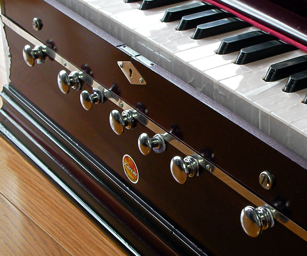 organ69 [mo107]Kartar Harmonium 7 Stops