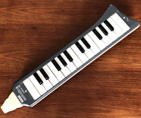 Hohner melodica piano 26