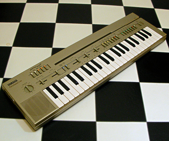 Yamaha PortaSound PC-100