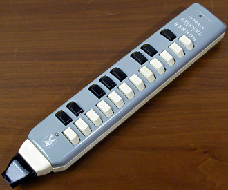 Hohner melodica student
