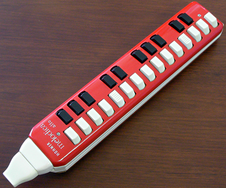 Hohner melodica-alto