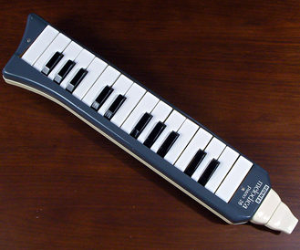 Hohner melodica piano 26