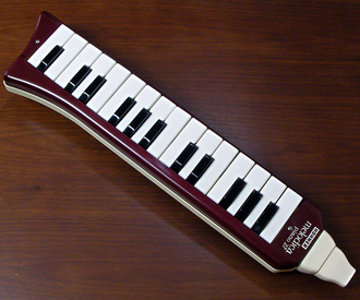 Hohner melodica piano 27