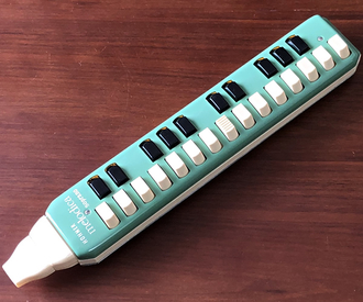Hohner melodica-soprano
