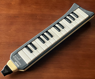 Hohner melodica piano 26